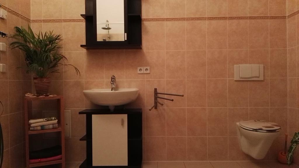 Feriendomizil-Roger-Wohnung-2 Lipsk Zewnętrze zdjęcie